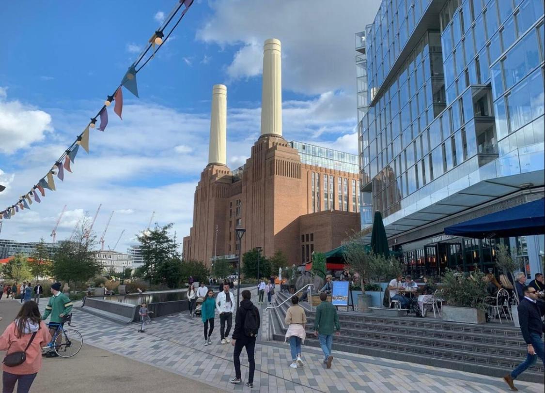 Central Location! Double Bedroom 2 Mins Walk From Battersea Power Underground Station! London Exterior foto